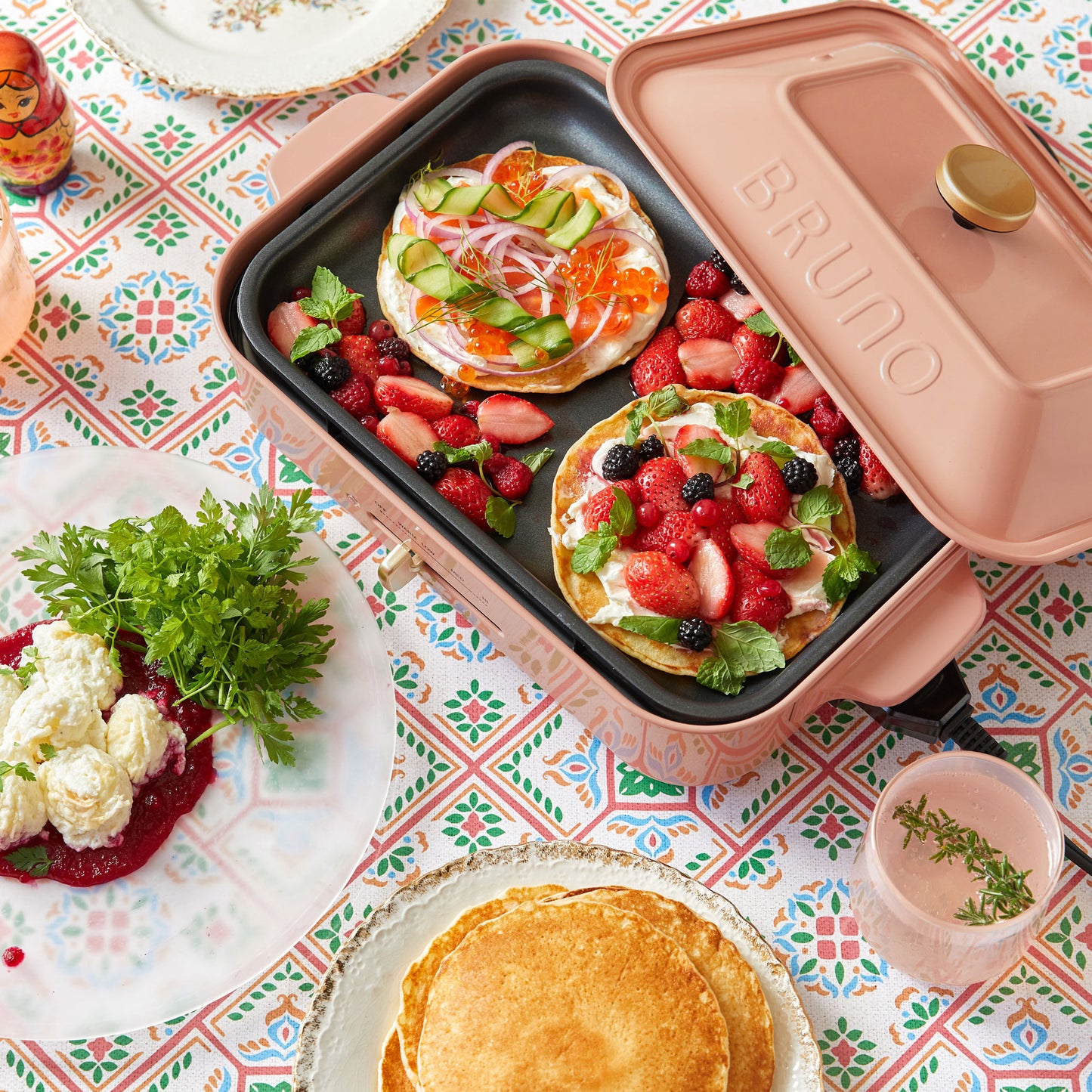 Compact Hotplate in Russian Pink